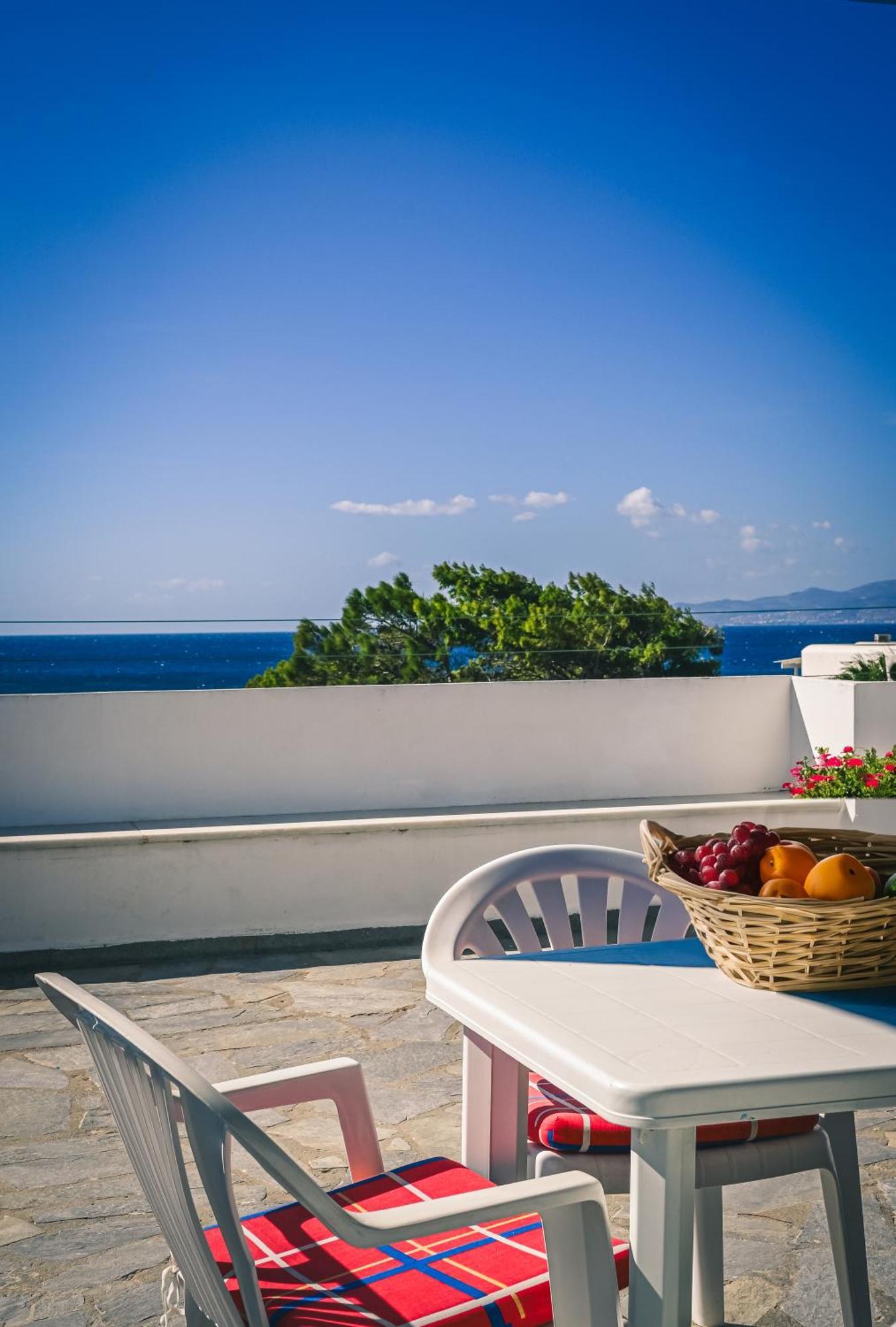 Naxos Is The Way * Kastraki (Naxos)